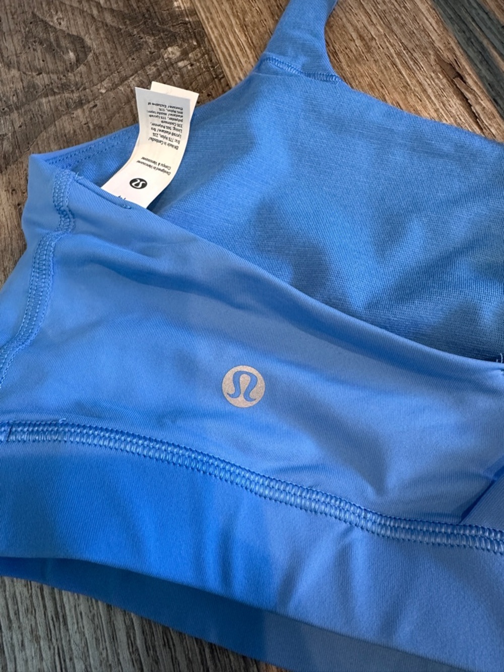 LIKE NEW! Lululemon Energy Bra *Medium Support, B–D Cups
Pool Party sz 14 - Picture 3 of 8